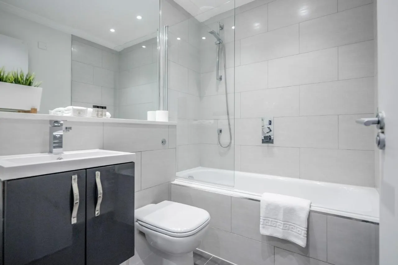 Roomspace Serviced Apartments - River House London Großbritannien